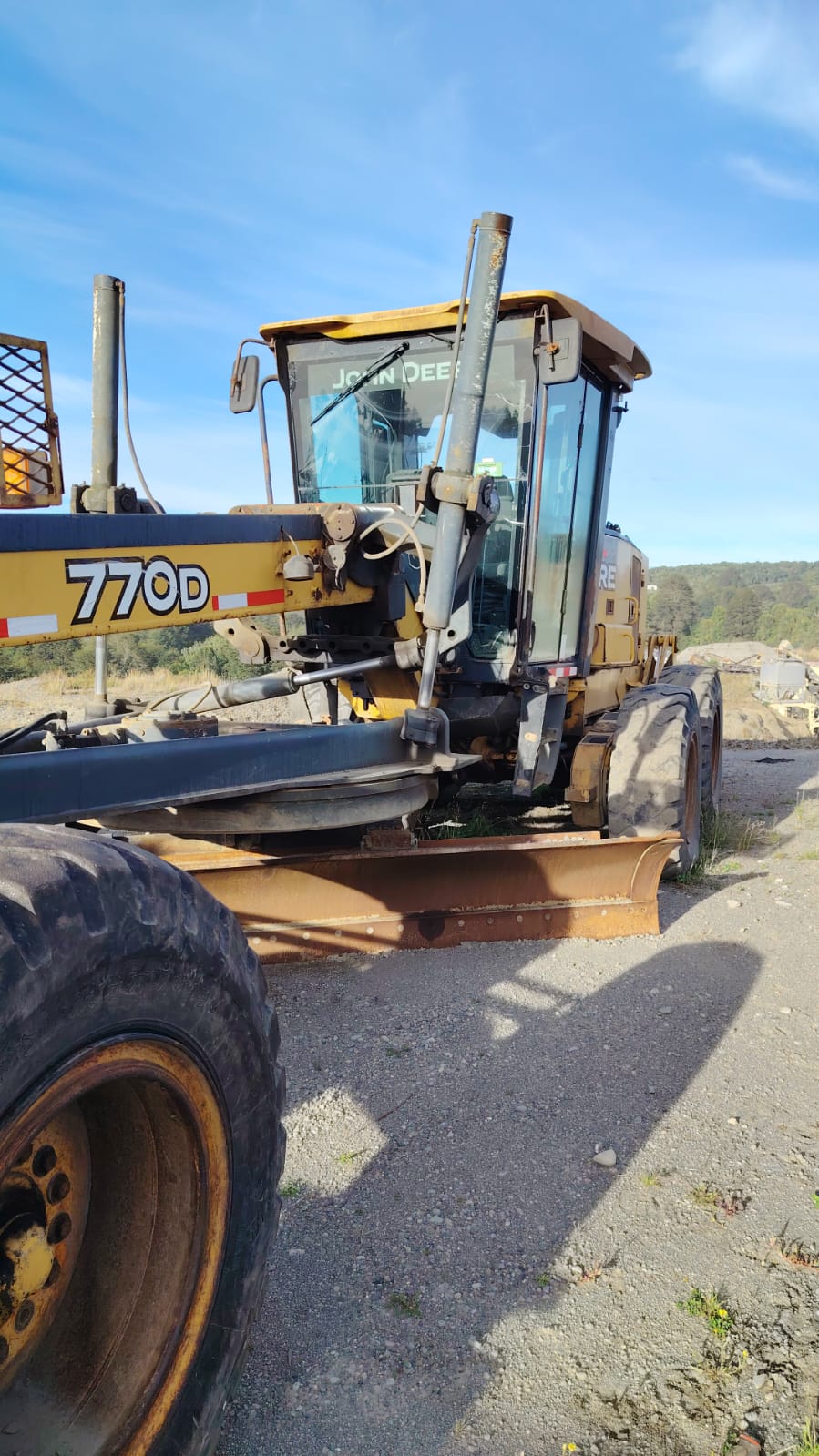 JOHN DEERE John Deere 770D